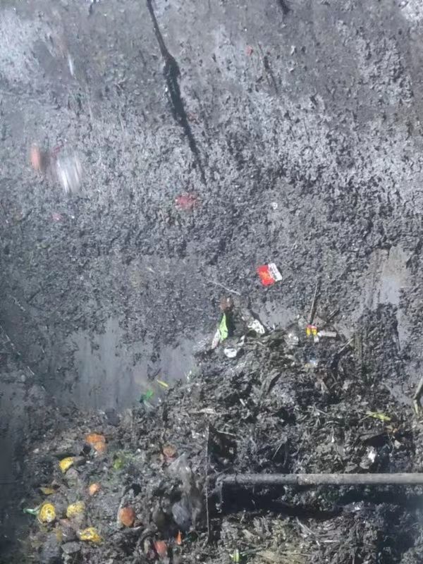 黄浦污水池清理